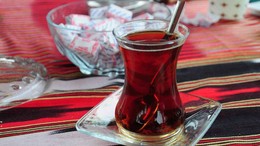 Ünlü çay markasını alan ABD'li şirket pişman oldu! Satışa çıkardı