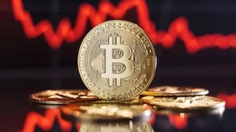 Trump’tan Fed şoku: Altın yükseliyor, Bitcoin 140 bin doları hedefliyor
