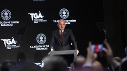 Turizm gelirlerinde büyük rekor!