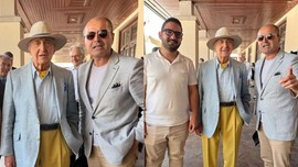 Rahmi Koç üniversitesini ziyaret etti, tarzıyla dikkat çekti