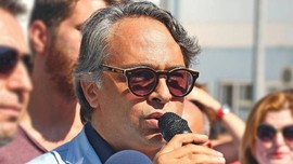 Barbaros Şansal, gözaltına alındı