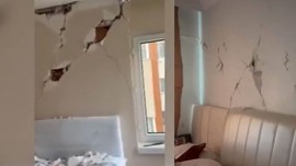 Depremde hasar alan villayı bakın nasıl satmaya çalıştılar!