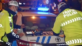 Yeni trafik cezaları dudak uçuklatıyor! Kuralları çiğneyen yandı