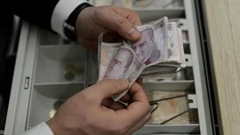 Geçim derdi büyüyor: Emekliye nefes aldıracak zam gündemde