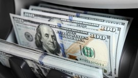 Dolar/TL kritik eşiğinde: Belirsizlik ve fed kararları piyasaları sallıyor