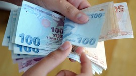 Asgari ücret ve emekli maaşı meclis gündeminde