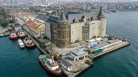 Haydarpaşa ve Sirkeci garları boşaltılıyor