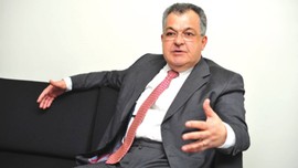 Eski Merkez Bankası başkanı yardımcısı hayatını kaybetti
