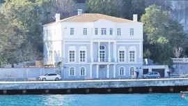 Boğaz'daki tarihi yalı Ruslara kaldı!