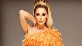 Petek Dinçöz kimi hedef aldı? "Aynı ligde değilim"