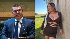 Kızının yetişkin içerikli videoları ortaya çıkınca istifa etti!