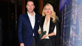 DNA testi tespit etti: Babası ünlü iş adamı çıktı!