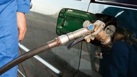 Akaryakıta bir zam daha!