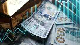 Reel getiride altın zirvede: Döviz ve hisseler enflasyona yenildi