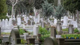 İBB'den mezar ücretlerine yüzde 200 zam!