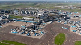 Sistem çöktü, 20 bin valiz havalimanında kaldı!