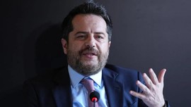 Geniş çaplı operasyon: Erden Timur da dahil çok sayıda gözaltı!