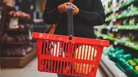 Toplumun beklediği karar: Marketler pazar kapalı olacak mı?