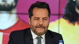 Erden Timur'dan 1 milyarlık para transferi! Bakın kime göndermiş