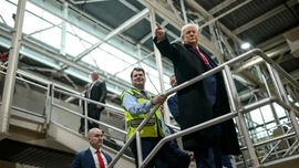 Trump'ın küfür ettiği işçi zengin oldu!