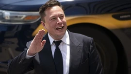 Orta gelirlinin 1 yılda kazandığını Elon Musk bakın kaç saniyede kazanıyor!