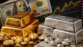 Dolar düşerken altın ve gümüşte tarihi rekorlar!