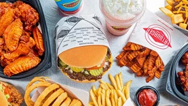 Borç kriziyle çöken FAT Brands, Nasdaq’tan siliniyor