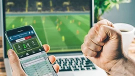 Yasa dışı bahis çetesi çökertildi: Araçlar, Daireler ve Şirketler ele geçirildi