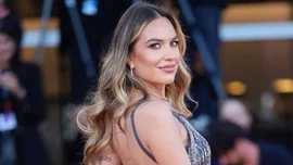 Mezarlıkta tüyler ürperten olay! Genç modelin mezarı açıldı, başı kayıp