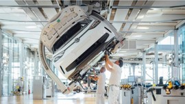 Otomotiv devi 100 bin işçiyi çıkaracak