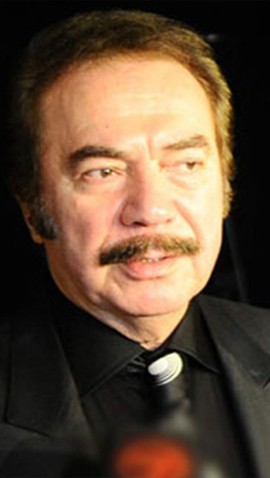 Orhan Gencebay kiracısıyla mahkemelik oldu
