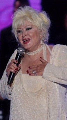 Muazzez Abacı’dan kötü haber! Hastaneye kaldırıldı