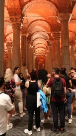 İBB giriş ücretini 1 TL yapmıştı: Yerebatan Sarnıcı'na ziyaretçi akını!