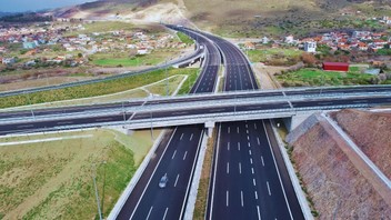 Otoyol ücreti uçağı geçti!