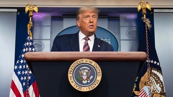 Trump'tan yeni hamle: İran ile ticaret yapan yandı!