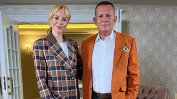 Sosyeteyi sarsan 'yasak aşk' iddiası! Hediye ortalığı karıştırdı