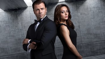 Teşkilat'ta korkutan kaza: Ünlü oyuncunun parmağı kopuyordu!