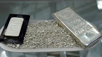 Gümüş direnç seviyesini kırdı! Zirveye yükseldi