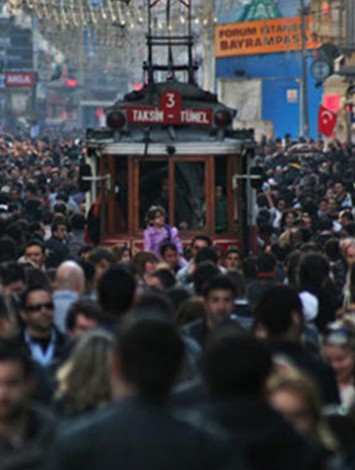 Doğurganlık düştü: Türkiye nüfusu alarm seviyesinde!
