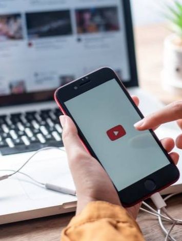 Sosyal medya devlerine tarihi 'bağımlılık' cezası: Meta ve YouTube suçlu bulundu