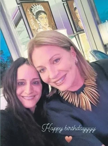 İpek Kıraç ve Dj Sezer aşkına Caroline Koç'tan 'onay' - Resim : 1
