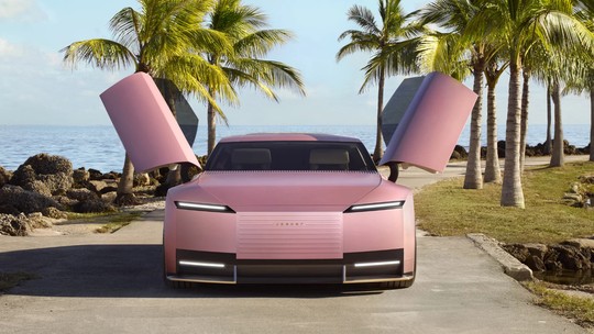 Jaguar, tasarım patronunu kovdu!