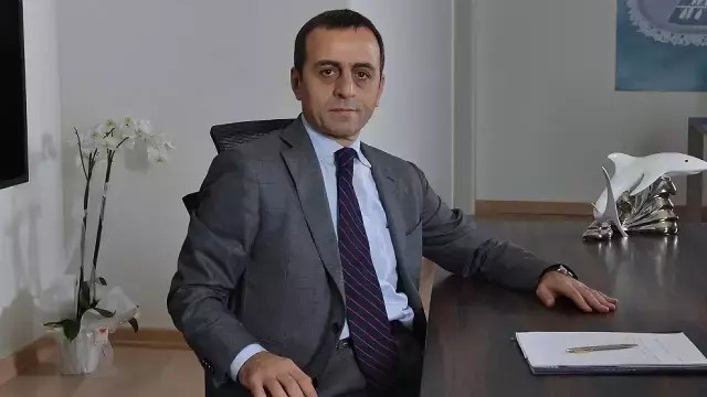 Evinde balya balya parayla yakalandı - Resim : 1