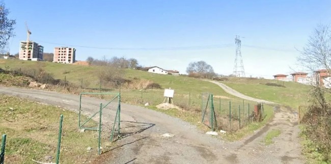 24 yıldır çivi bile çakılmadı: İstanbul'da 300 milyona satılık tarla - Resim : 1