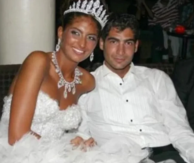 Bodrum'da korkutan gece! Sosyetenin &uuml;nl&uuml; ismi Kerem D&uuml;r&uuml;st alevlerin arasından sağ &ccedil;ıktı! - Resim : 3