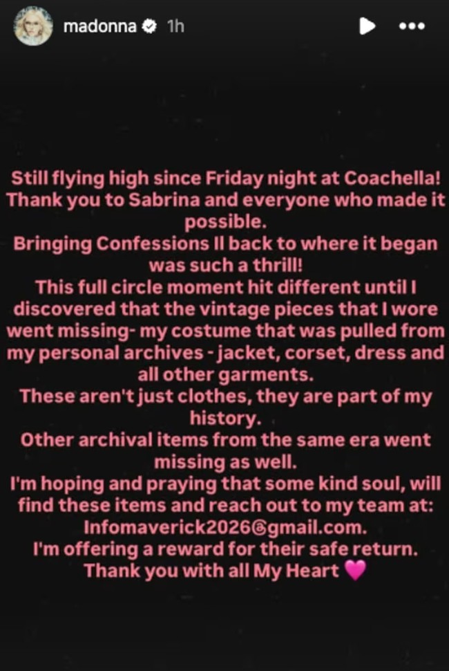 Tarihimin par&ccedil;ası' dedi, &ouml;d&uuml;l vadetti: Madonna'nın kıyafetleri Coachella'da kayboldu - Resim : 1