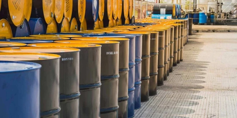 Petrolde tansiyon yükseliyor: Arz patladı, fiyatlar çöktü
