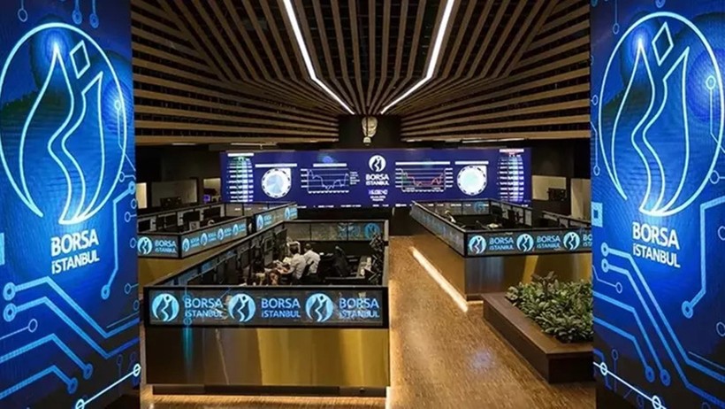BIST 100'de şok düşüş: Ticaret sektörü çöktü, bankalar direndi