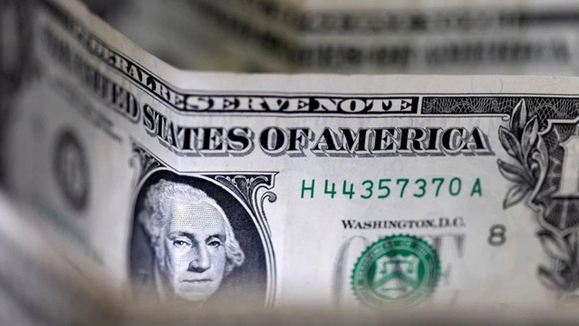 Dolar rekora koşuyor, TCMB faiz indirimi kapısını araladı