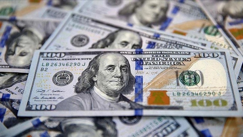 Dolar/TL’de hız kesmedi: Fed ve belirsizlik piyasaları hareketlendirdi